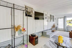 5 Mi to Dtwn Punta Gorda: Home w/ Large Yard!