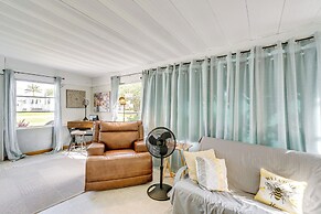 5 Mi to Dtwn Punta Gorda: Home w/ Large Yard!