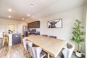 14 Mi to Tulsa: Home w/ Patio in Broken Arrow