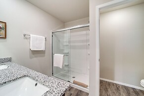 14 Mi to Tulsa: Home w/ Patio in Broken Arrow