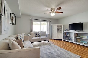 < Half Mi to Gulf: Biloxi Condo w/ Patio!