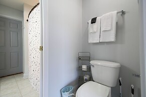 < Half Mi to Gulf: Biloxi Condo w/ Patio!