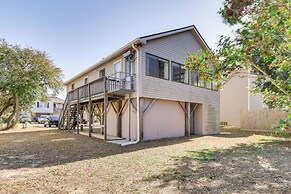 Walk to Shore: Outer Banks Beach Bungalow