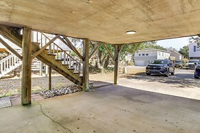 Walk to Shore: Outer Banks Beach Bungalow