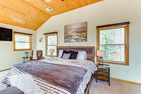 5 Mi to Cherokee Lake: Pet-friendly Cabin w/ Deck!