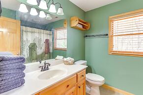 5 Mi to Cherokee Lake: Pet-friendly Cabin w/ Deck!