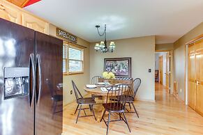 5 Mi to Cherokee Lake: Pet-friendly Cabin w/ Deck!