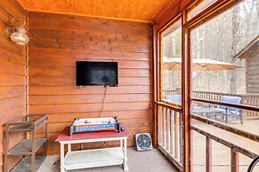 5 Mi to Cherokee Lake: Pet-friendly Cabin w/ Deck!