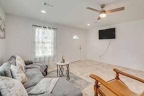 Walk to Cedar Creek Reservoir: Gem w/ Fenced Yard