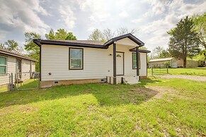 Walk to Cedar Creek Reservoir: Gem w/ Fenced Yard