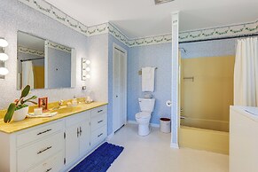 Hot Tub & Dock: Riverfront Cottage in Deltaville