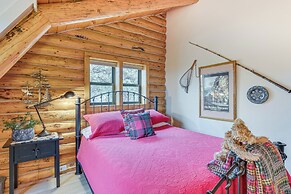 18 Mi to Royal Gorge: Peaceful Mtn Cabin w/ Porch!