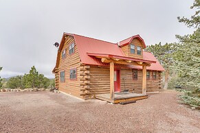 18 Mi to Royal Gorge: Peaceful Mtn Cabin w/ Porch!