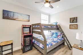 Steps to Lake Erie & Beach: Baypoint Resort Home!