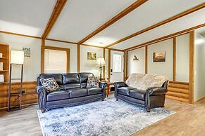 Fire Pit: Family-friendly Cabin in Gillett!