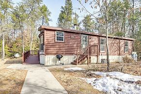 Fire Pit: Family-friendly Cabin in Gillett!