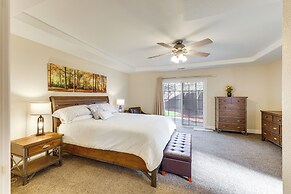 Walk Downtown: Remodeled Home in Murphys w/ Yard!