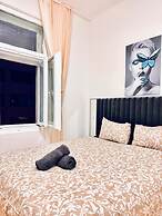 Stylish 4BR Apt Near Westbahnhof