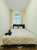 Stylish 4BR Apt Near Westbahnhof