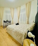 Stylish 4BR Apt Near Westbahnhof
