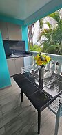 DREAMS PARADISE RESIDENCE DE VINGTS STUDIOS  PLUS UNE SUITE DE LUXE AV