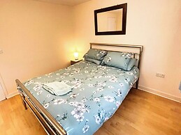 Modern Apartment - Quiet Location