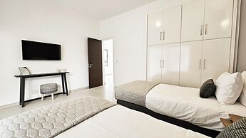 Phaedrus Living Ledras Residences 102