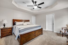 Charming 3br Home Near Beaches & Downtown 3 Bedroom Home