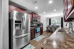 Charming 3br Home Near Beaches & Downtown 3 Bedroom Home