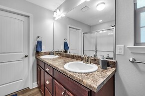 Charming 3br Home Near Beaches & Downtown 3 Bedroom Home