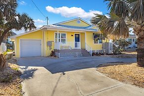 218 Oasis On Ohio: Stunning Pool Home W/ Dock Access! 3 Bedroom Home