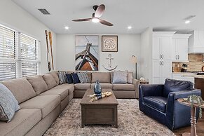 218 Oasis On Ohio: Stunning Pool Home W/ Dock Access! 3 Bedroom Home