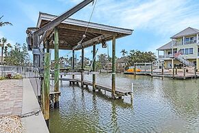 218 Oasis On Ohio: Stunning Pool Home W/ Dock Access! 3 Bedroom Home