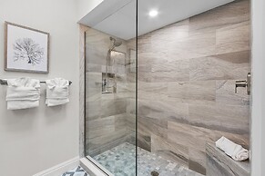 218 Oasis On Ohio: Stunning Pool Home W/ Dock Access! 3 Bedroom Home