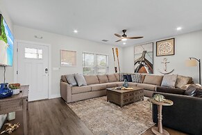 218 Oasis On Ohio: Stunning Pool Home W/ Dock Access! 3 Bedroom Home