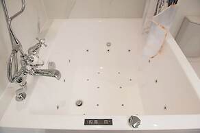 21 Montpellier Terrace