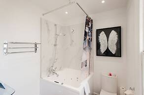 21 Montpellier Terrace