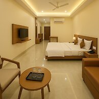 StayGuru The Canyon Inn