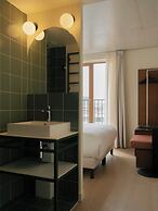 Edgar Suites - Église