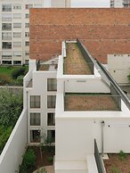 Edgar Suites - Église