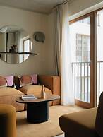 Edgar Suites - Église