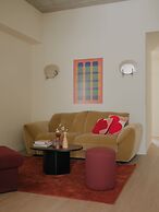 Edgar Suites - Église