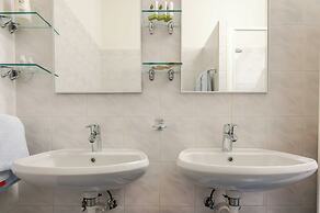 Hotel 3 Comfort and Serenity Heart of Ventimiglia