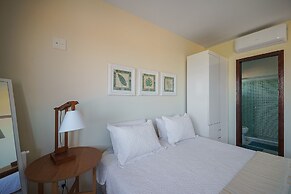 Bz60 Casa em condomínio pé na areia