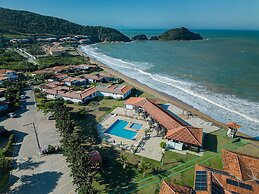 Bz60 Casa em condomínio pé na areia