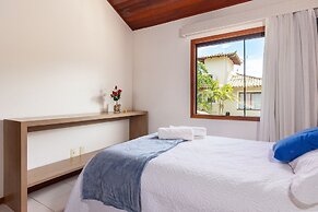 Bz65 Casa 150 m da praia com 4 suítes