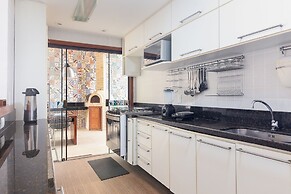 Bz65 Casa 150 m da praia com 4 suítes