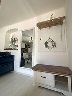 Holiday House Baska Hill