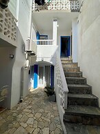 Holiday House Baska Hill