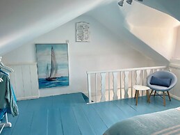 Holiday House Baska Hill